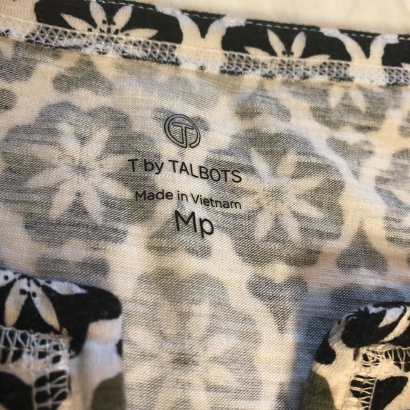 T by Talbots Printed Short Sleeve Top Size MP - Picture 4 of 7